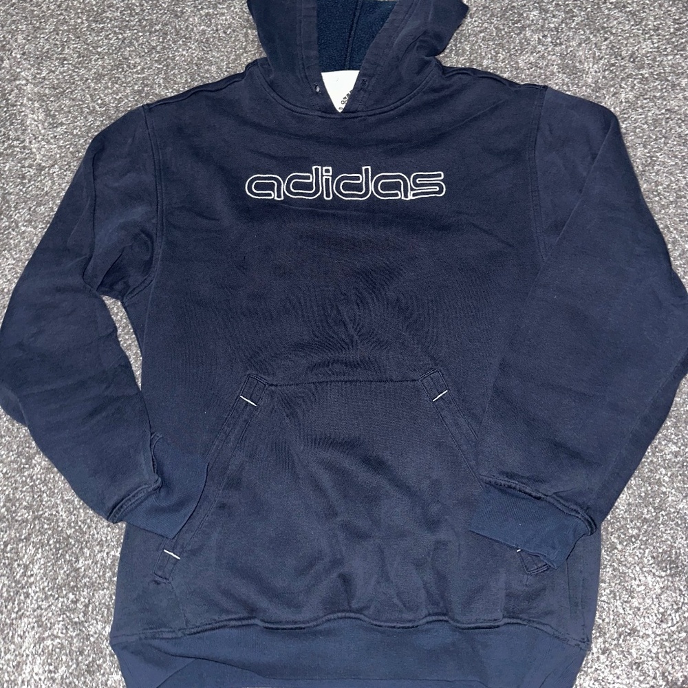 Vintage Old School & Oversized Cozy Fleece Adidas Pullover Hoodie